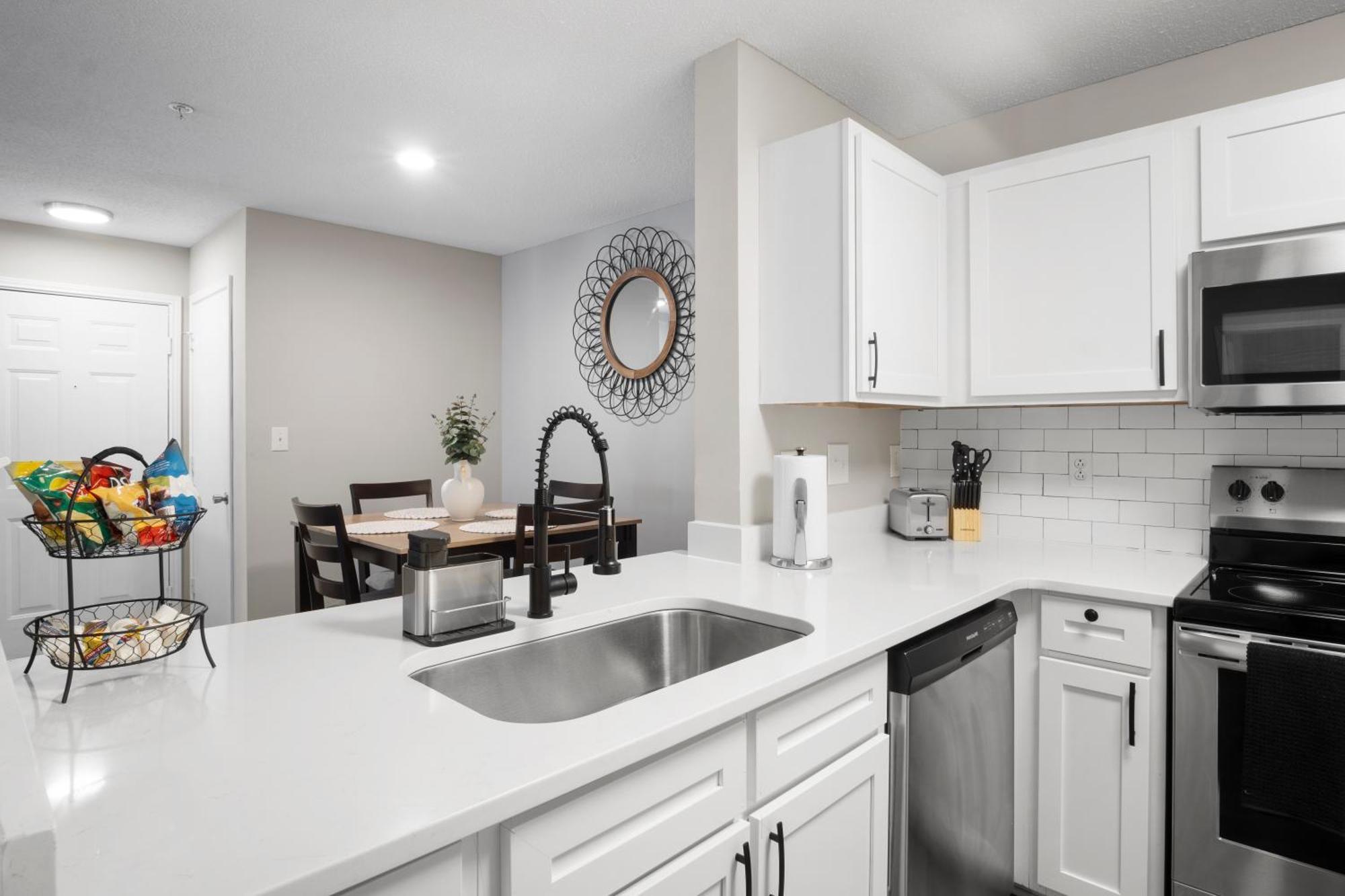 The Mooresville Nest: 2Br/2Ba Home Away From Home ภายนอก รูปภาพ